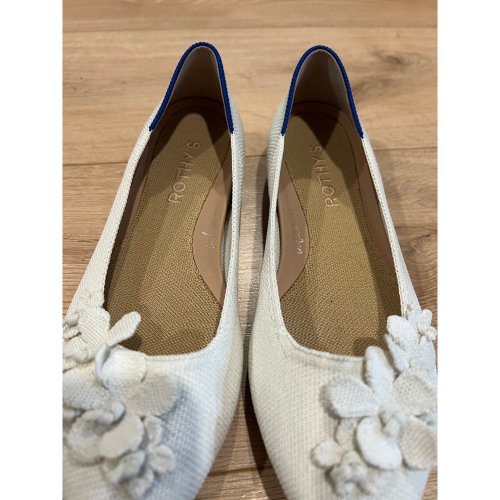 Rothys The Point Bright White Floral Applique Flats Size 6 Pointed Toe Shoes - Picture 6 of 8